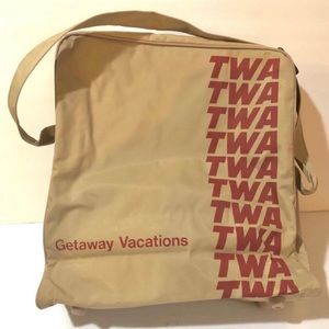 NEW ‘70s Authentic Vintage TWA Airlines Travel Bag Carry On Taupe Red Co…